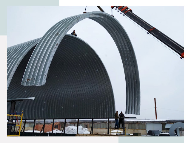 Полукруглые ангары в Горном-Алтайске