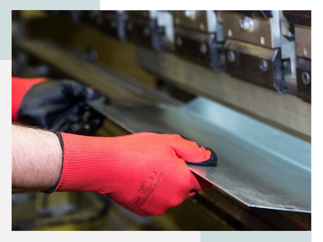 Гибка металла в Горно-Алтайск от 622 руб. - Надёжно и быстро